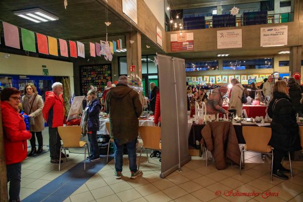 kg-weihnachtsmarkt-2022-51122482E6-A9F6-77C1-B041-9B13E5E6C419.jpg