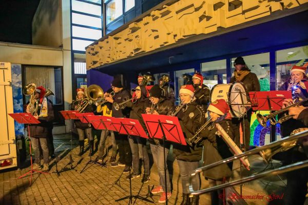 kg-weihnachtsmarkt-2022-73615DACAE-B468-FF4D-62E0-6A3A76AE957E.jpg
