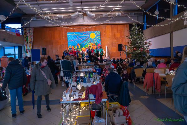 kg-weihnachtsmarkt-2025-003CA17AE8D-EF90-9973-53BA-12F5F4E20EC0.jpg