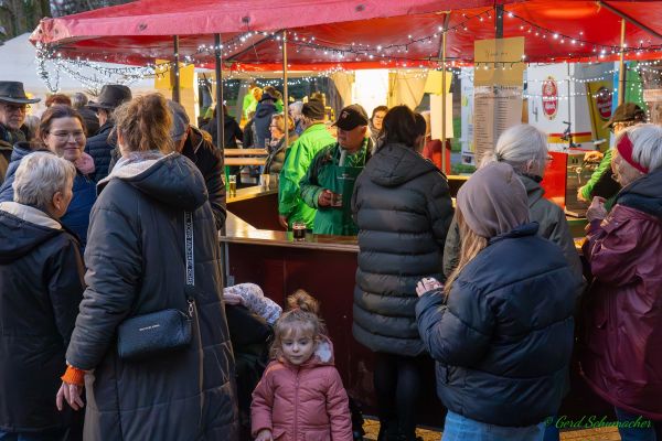kg-weihnachtsmarkt-2025-011995354A0-1677-97EF-0951-5B6B2FDE0B27.jpg