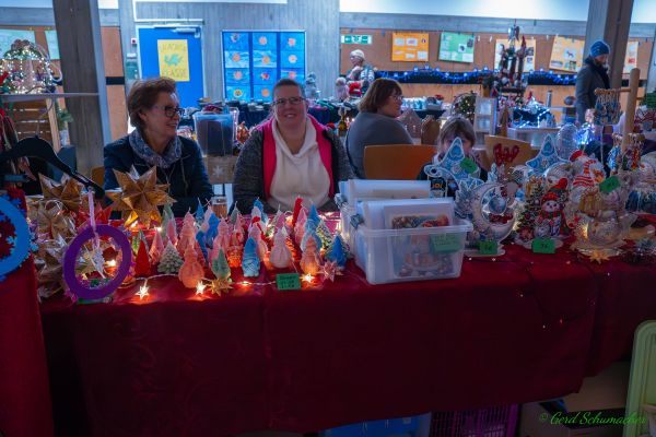 kg-weihnachtsmarkt-2025-018AD798739-CA49-6FB7-C66D-C79A1BECF7A7.jpg