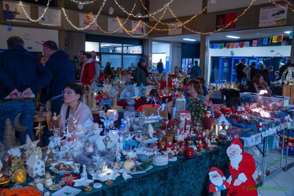 kg-weihnachtsmarkt-2025-022149373F7-5F1D-3420-F604-C4D8CA0C75C4.jpg