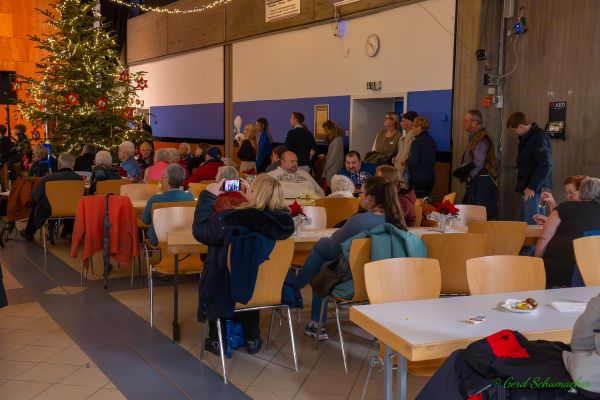 kg-weihnachtsmarkt-2025-0259B82D7DA-0DE4-6FCD-4A32-51FC08AC3816.jpg