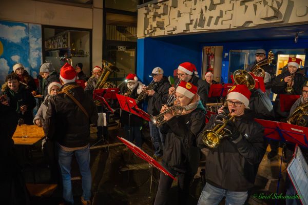 kg-weihnachtsmarkt-2025-051D9A31635-1183-0A1D-46A8-A186FF277C60.jpg