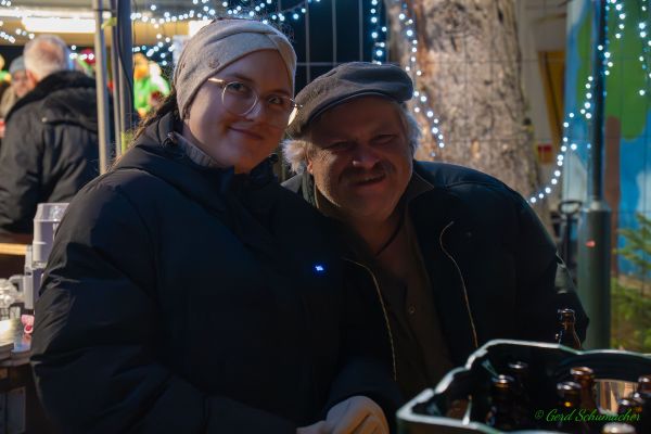 kg-weihnachtsmarkt-2025-06064B8B394-239F-6357-3E15-35EB39BF1D52.jpg