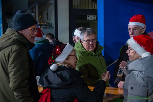 kg-weihnachtsmarkt-2025-065F4ACD435-9310-C49C-3E16-F78A6FFE2989.jpg