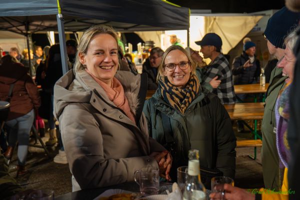 kg-weihnachtsmarkt-2025-07945C229DD-D2BE-C8E2-CFF1-C17318CB2436.jpg