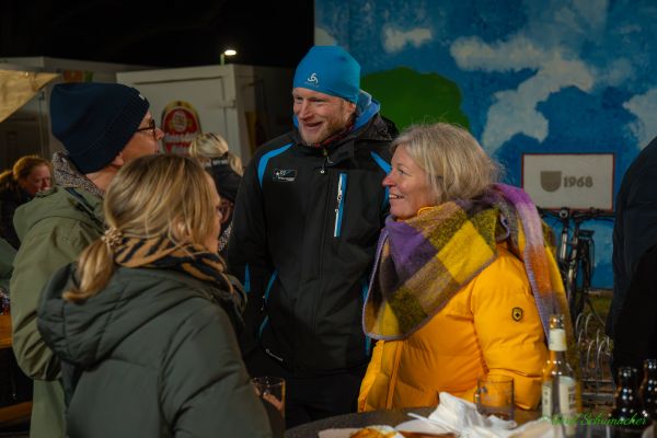 kg-weihnachtsmarkt-2025-086E149A9CC-26F0-21D1-F7A2-EC4348A955B5.jpg