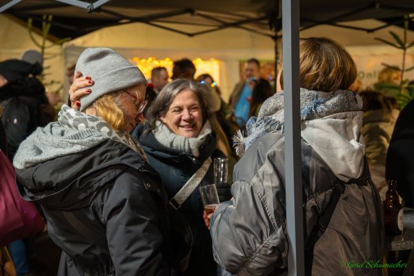 kg-weihnachtsmarkt-2025-0876B84646E-776E-36EB-16C4-D564182BC66B.jpg