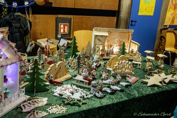 weihnachtsmarkt-kg-2024-015486E69C0-C5BE-1831-2185-AD6B253B903D.jpg