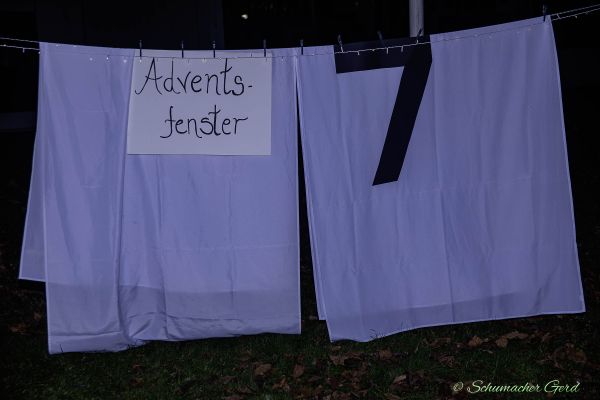 weihnachtsmarkt-kg-2024-029DB31CC2A-3582-3915-46BE-36E88B467269.jpg