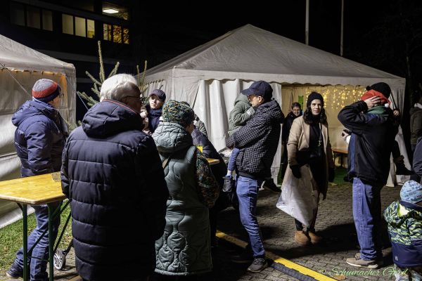 weihnachtsmarkt-kg-2024-048E5B599AE-8C4A-D838-1950-E1DF0B2D618D.jpg