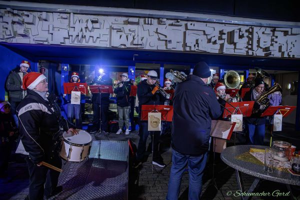 weihnachtsmarkt-kg-2024-060D4773289-C9D5-AA42-81C1-77B7AE82D357.jpg