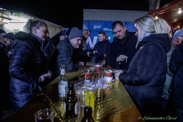 weihnachtsmarkt-kg-2024-065E0818E89-A382-5E95-A5ED-91BD99BB6D37.jpg
