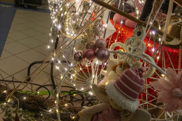 weihnachtsmarkt-kg-loestige-buirer-2023-0203C8DE689-6F11-A2A3-3480-3B2161392239.jpg