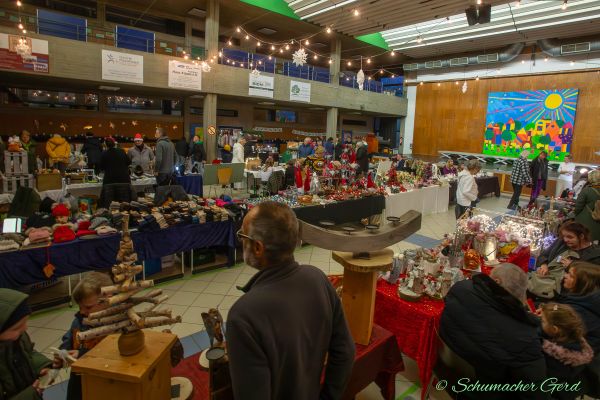 weihnachtsmarkt-kg-loestige-buirer-2023-025AEBA0C4B-5003-AB43-CA88-05863691515D.jpg
