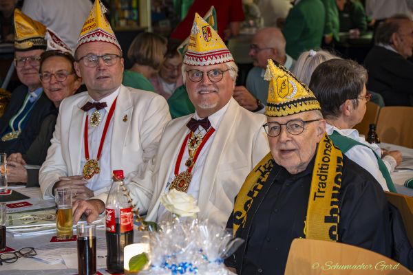 festkommers-kg-2024-0541F90BA82-851A-1E39-69BB-5BE349F58FFF.jpg