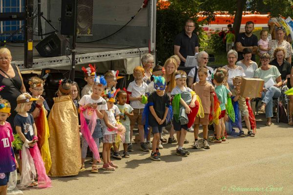 1-buirer-dorffest-0489ED1F182-72CC-821D-3CC2-4C3841843E2A.jpg