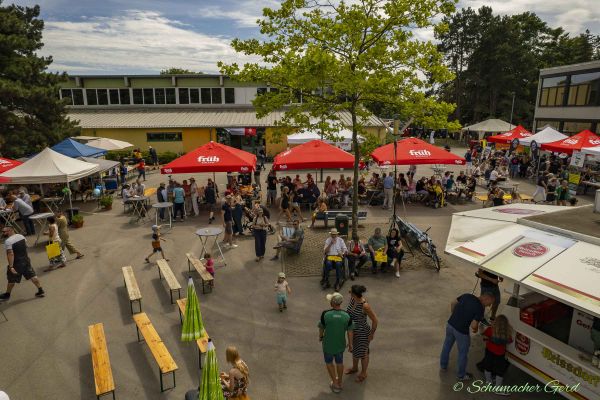 1-buirer-dorffest-095FB23B8CB-2F35-7FC1-611C-F56E07A3AE6C.jpg