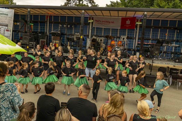 1-buirer-dorffest-1229AE4AA27-5A8B-5A5A-36D7-5816FA3F6D51.jpg