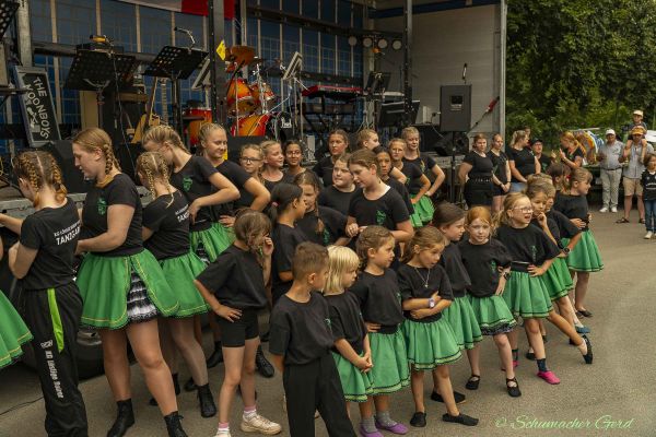 1-buirer-dorffest-13521E1230B-B6EE-6248-57B2-D1D3C980DE22.jpg